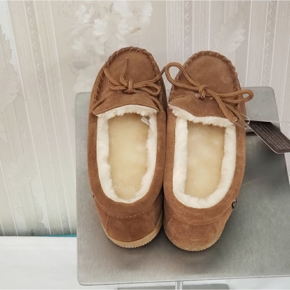 Lamo Mocassin Shoes - Picture 2 of 7